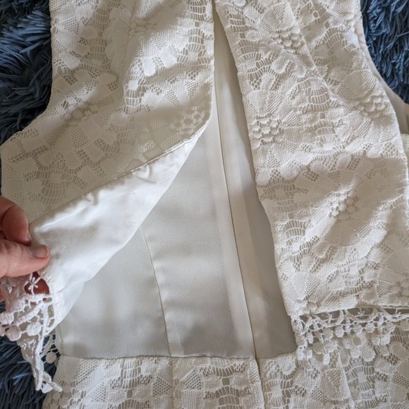 Adorable white lace top shop dress - Picture 11 of 11